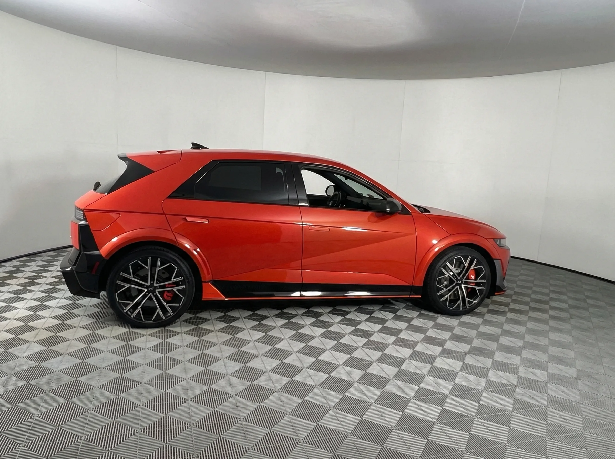 2025 Hyundai IONIQ 5 N — photo 1