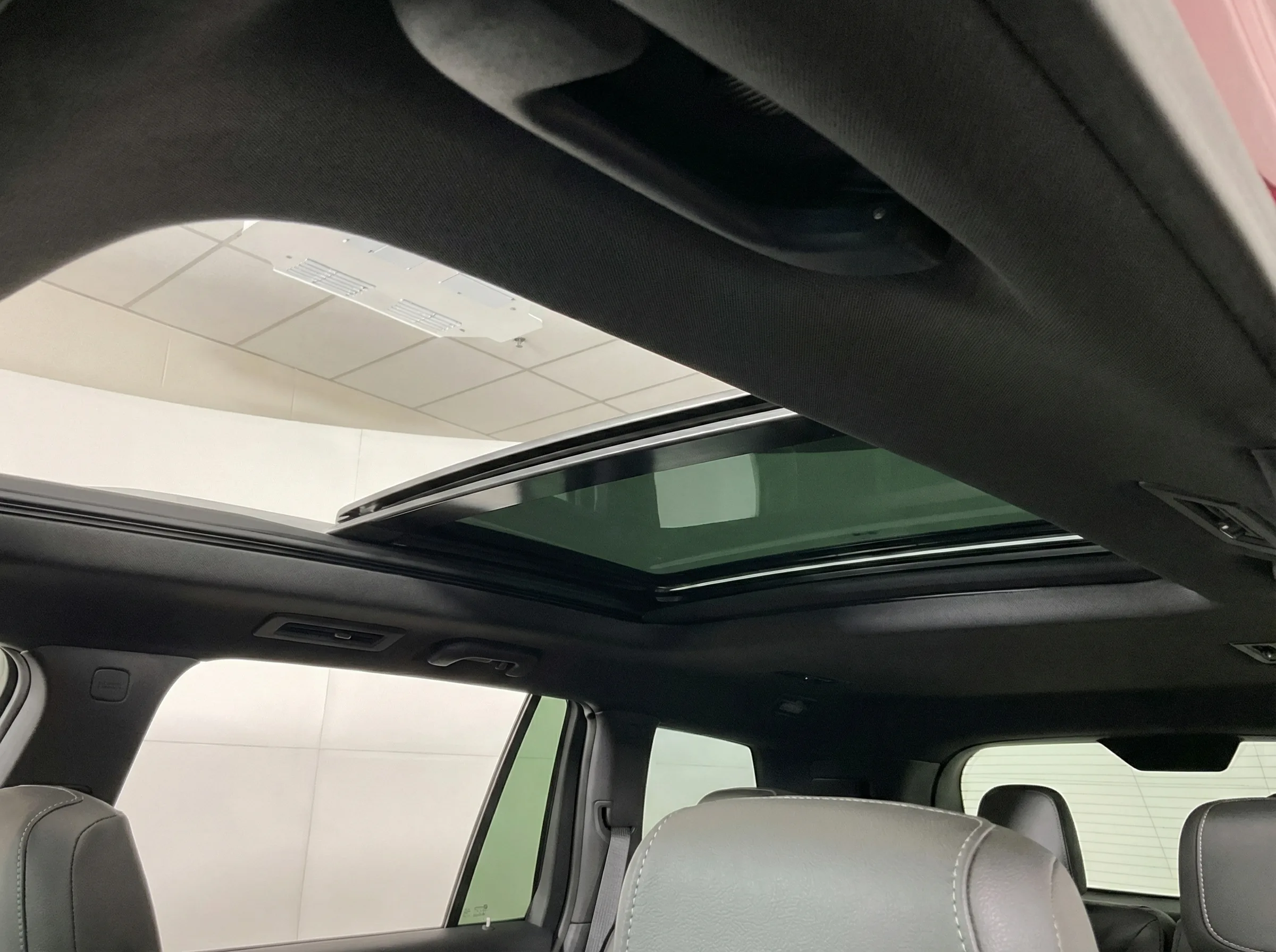 2024 Cadillac XT6 Premium Luxury — thumbnail 10