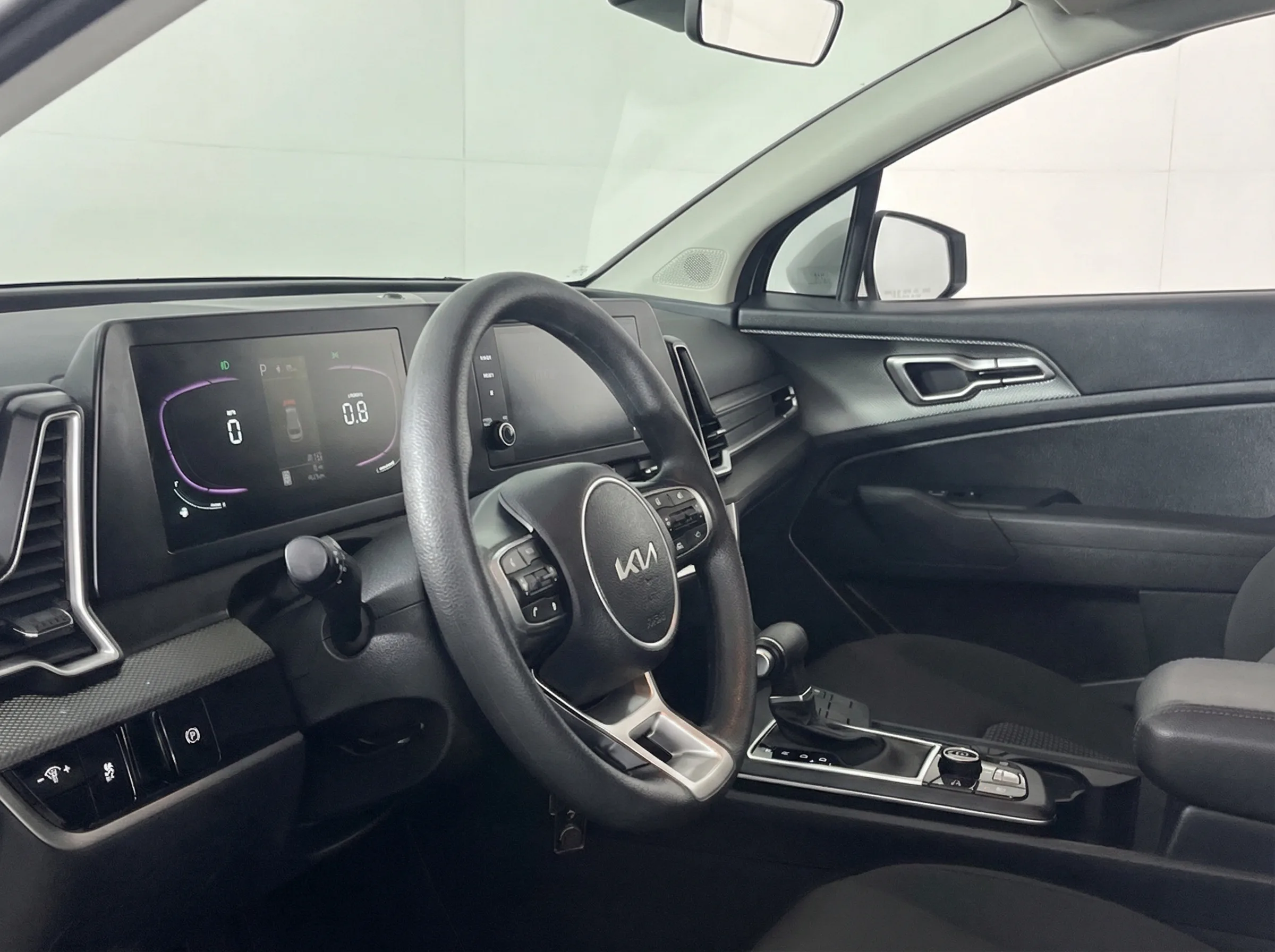 2024 Kia Sportage LX — thumbnail 10
