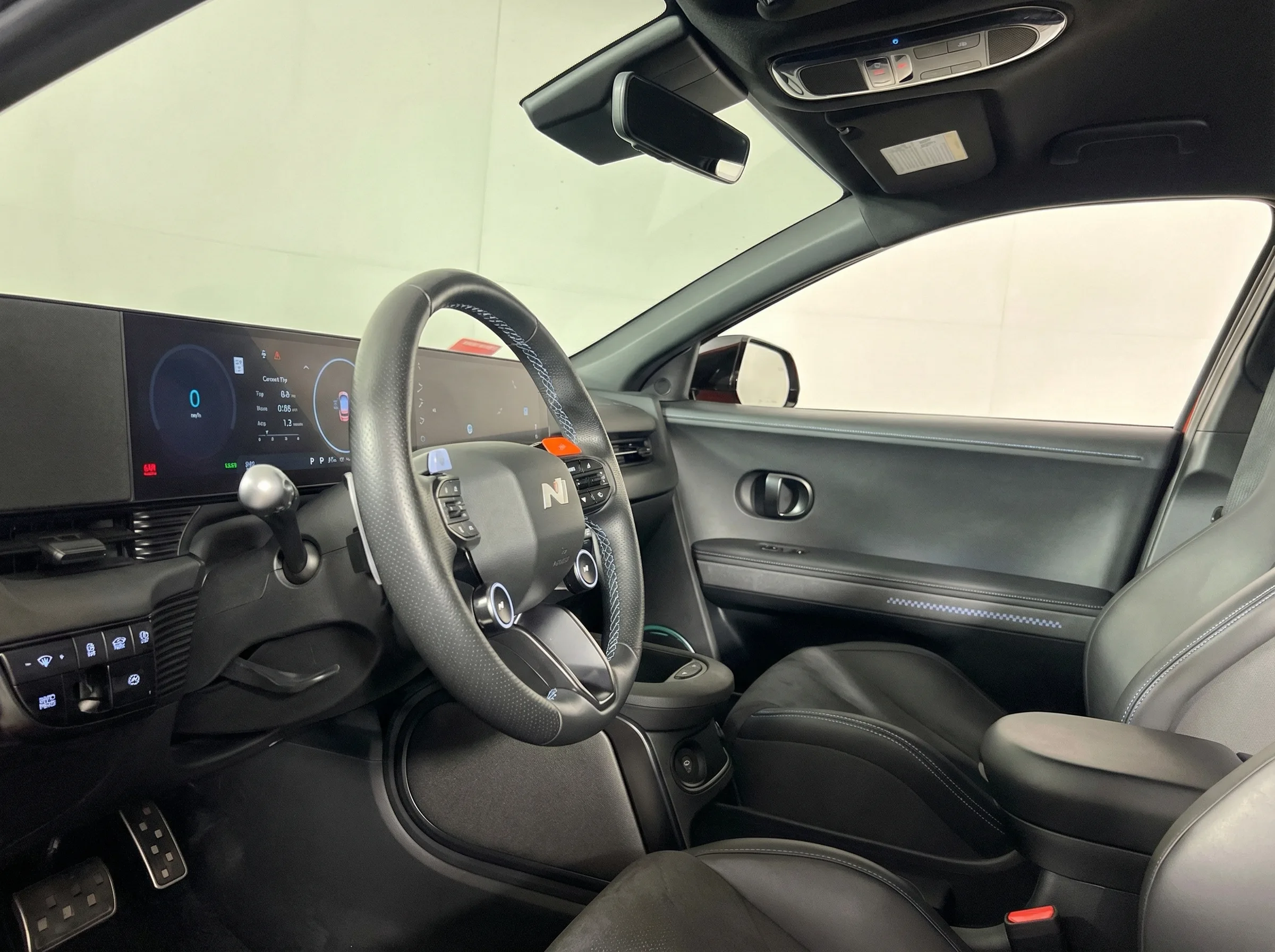 2025 Hyundai IONIQ 5 N — thumbnail 11