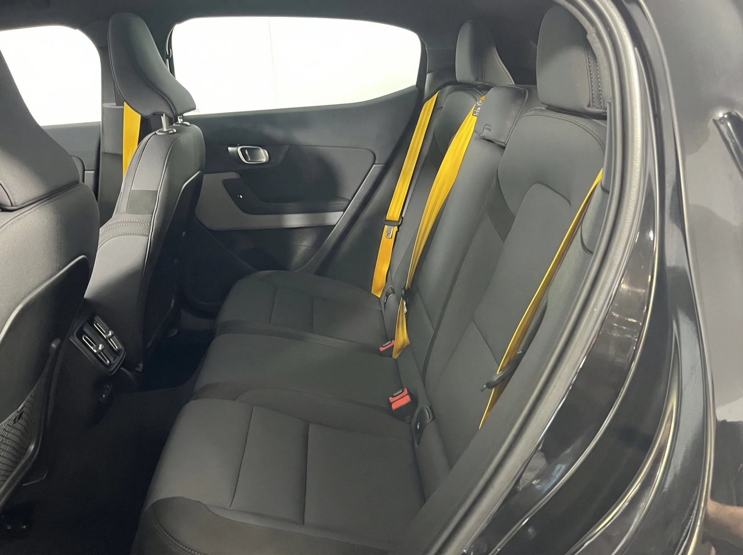 2023 Polestar 2 Long Range Dual Motor Performance Plus — thumbnail 12