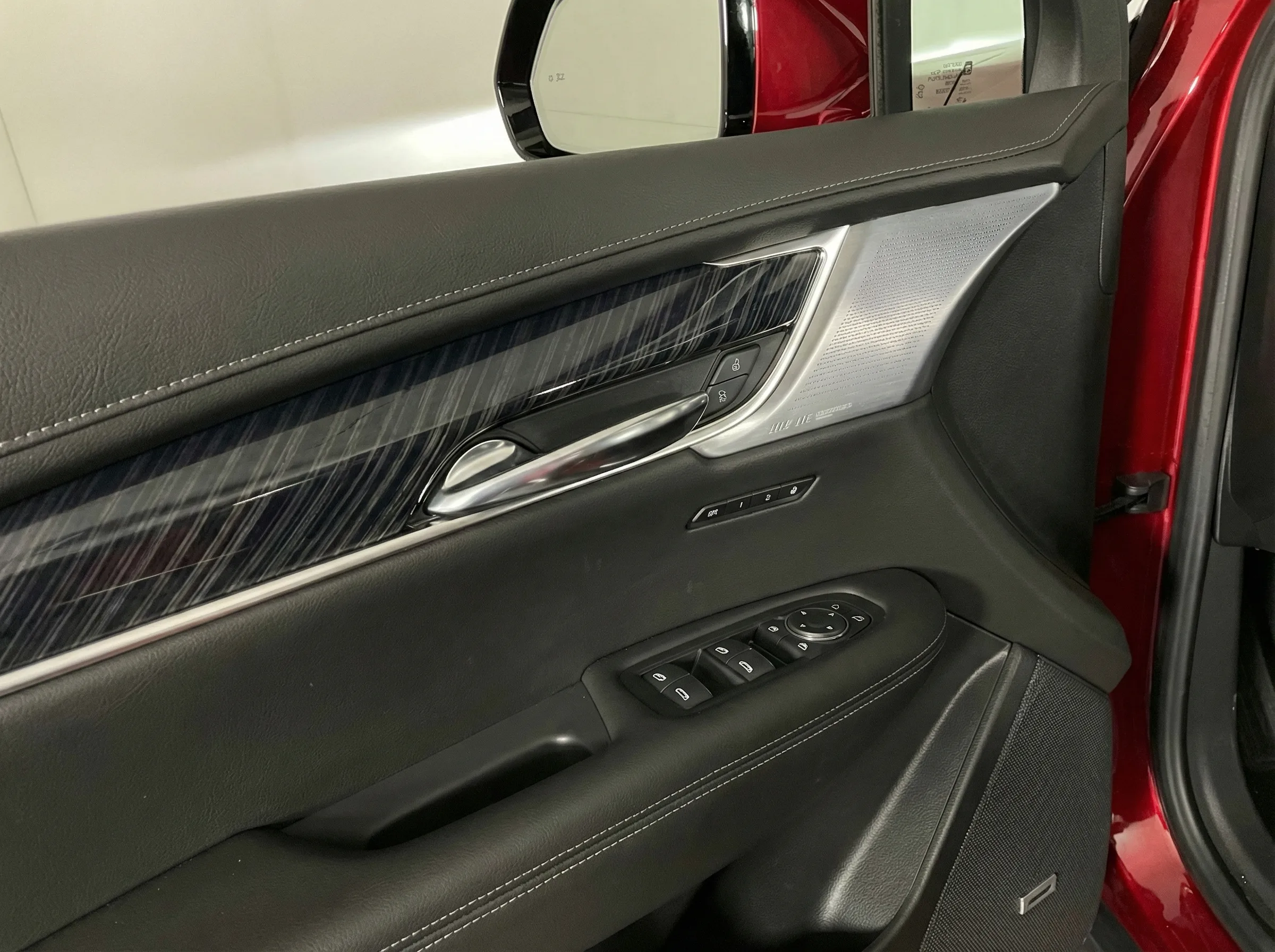 2024 Cadillac XT6 Premium Luxury — thumbnail 12