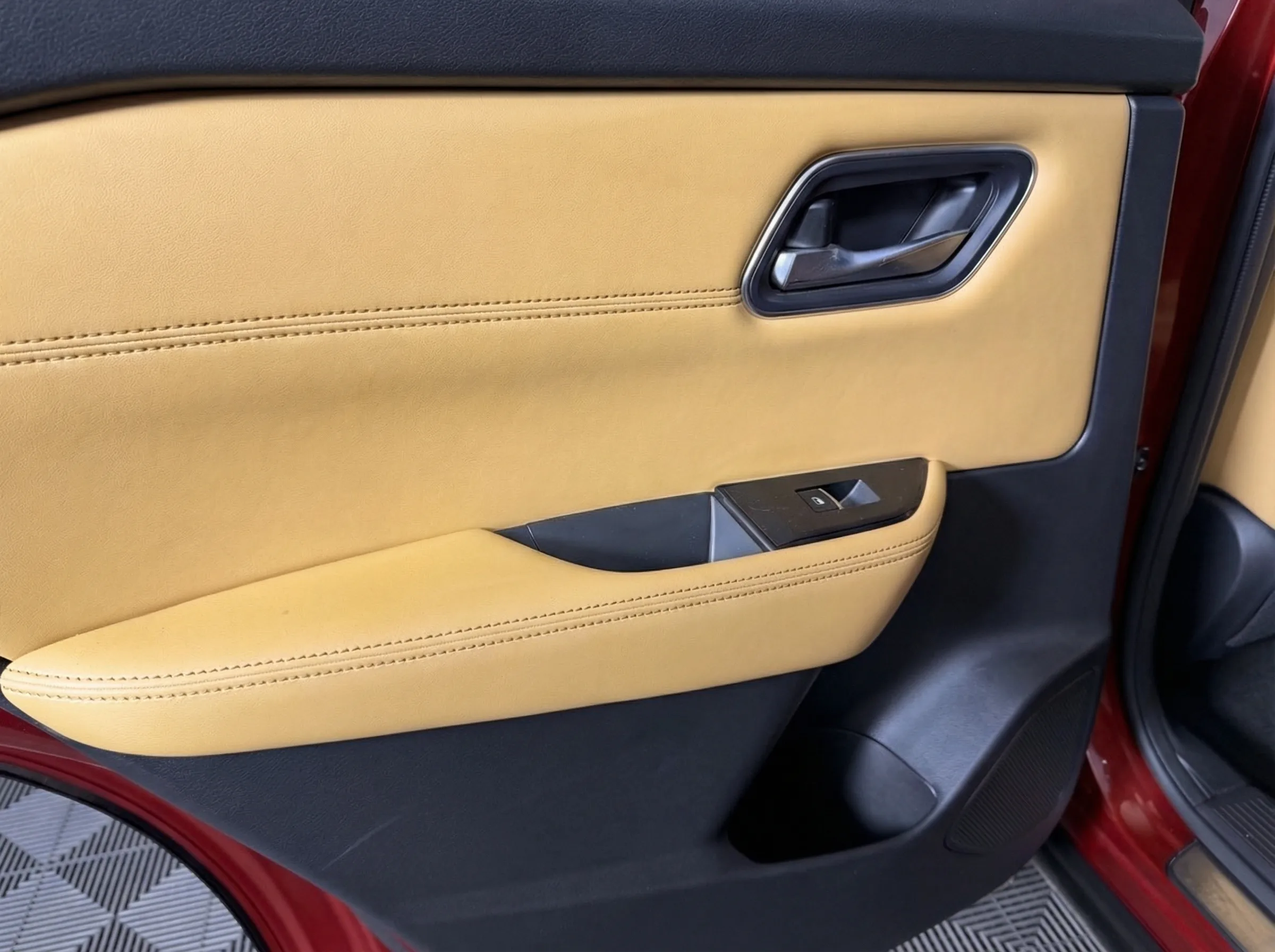 2023 Nissan Rogue Platinum — thumbnail 14