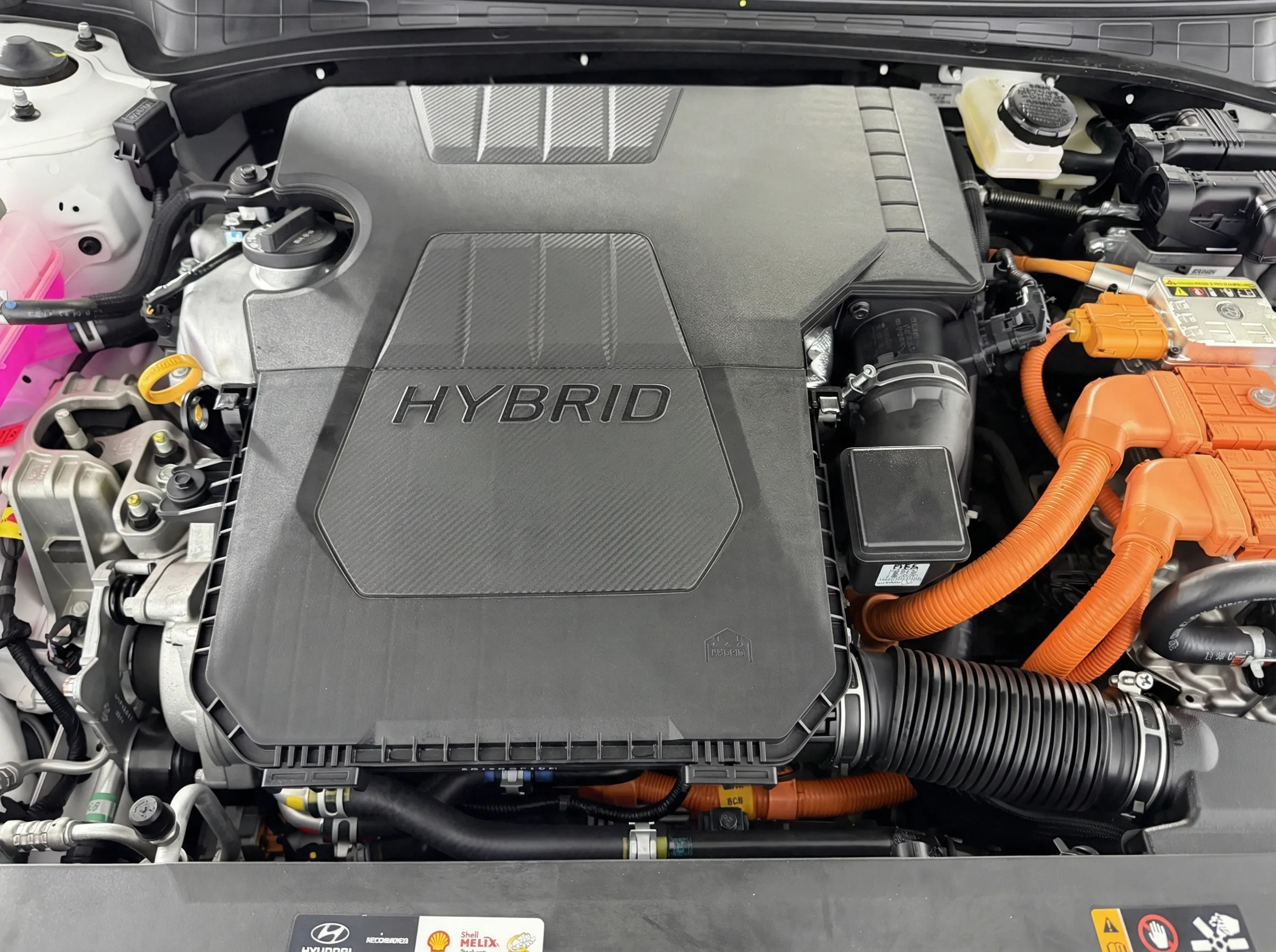 2025 Hyundai Elantra Hybrid Limited — thumbnail 16