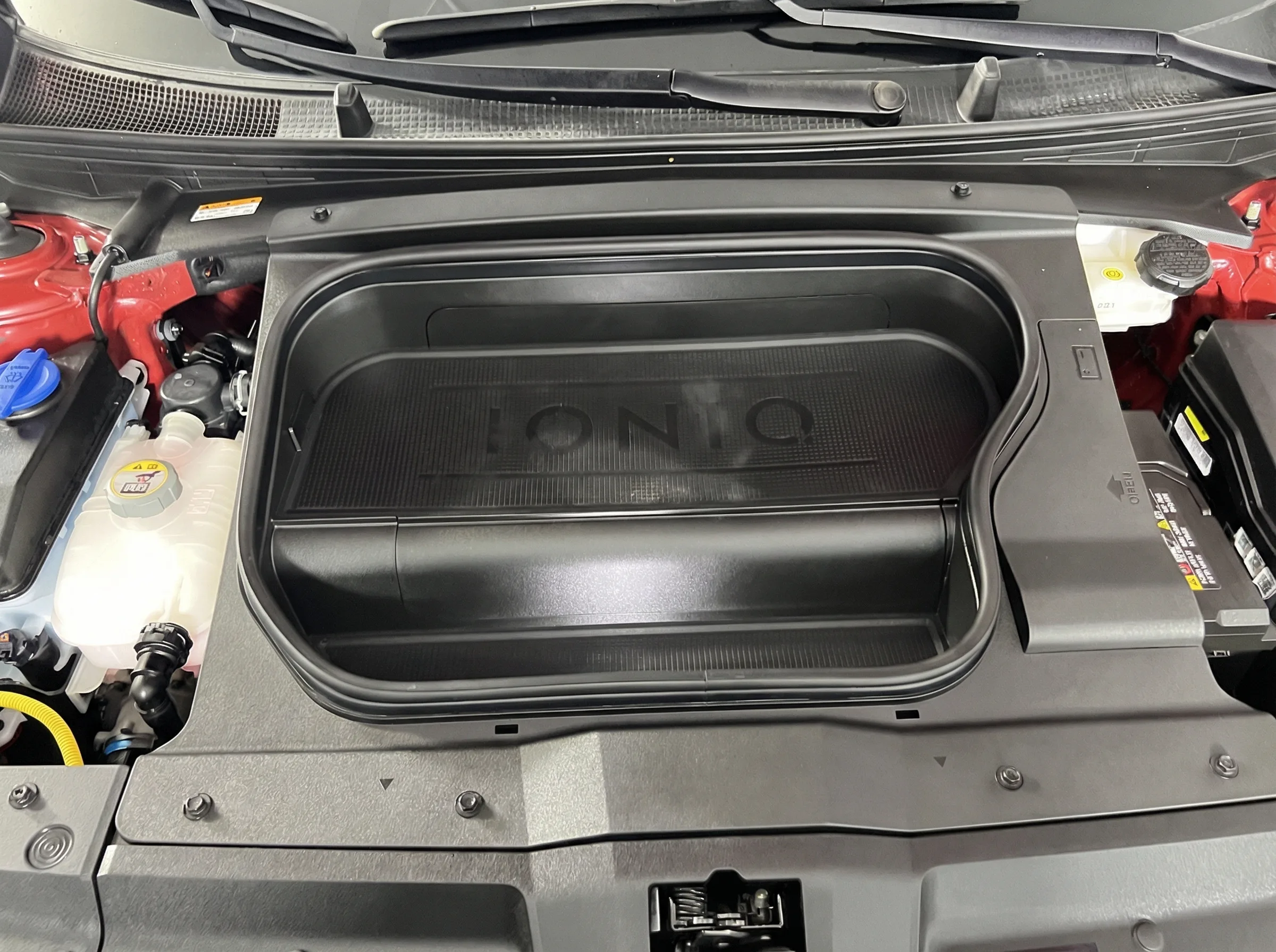 2024 Hyundai IONIQ 6 SE — thumbnail 17