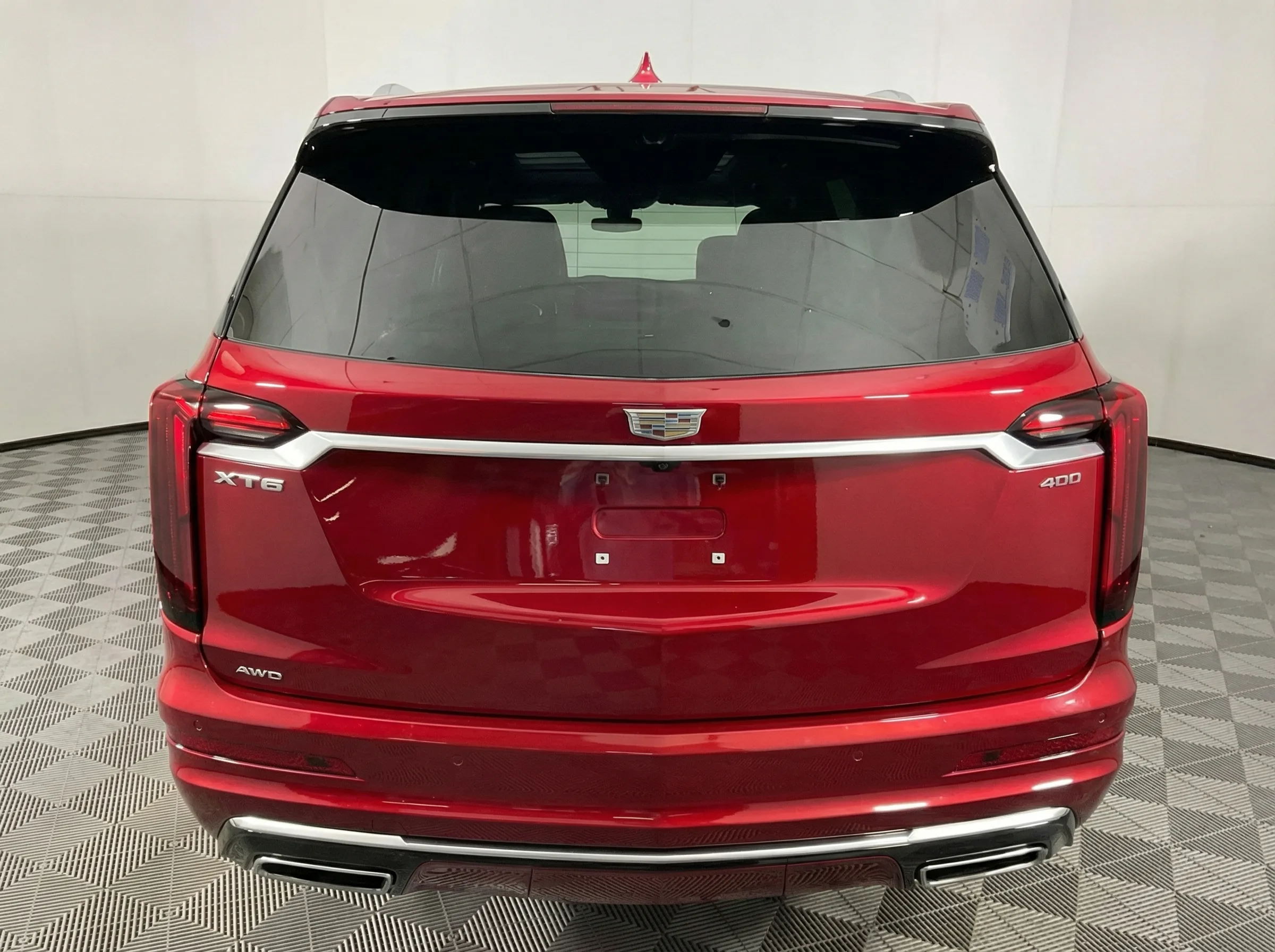 2024 Cadillac XT6 Premium Luxury — thumbnail 2