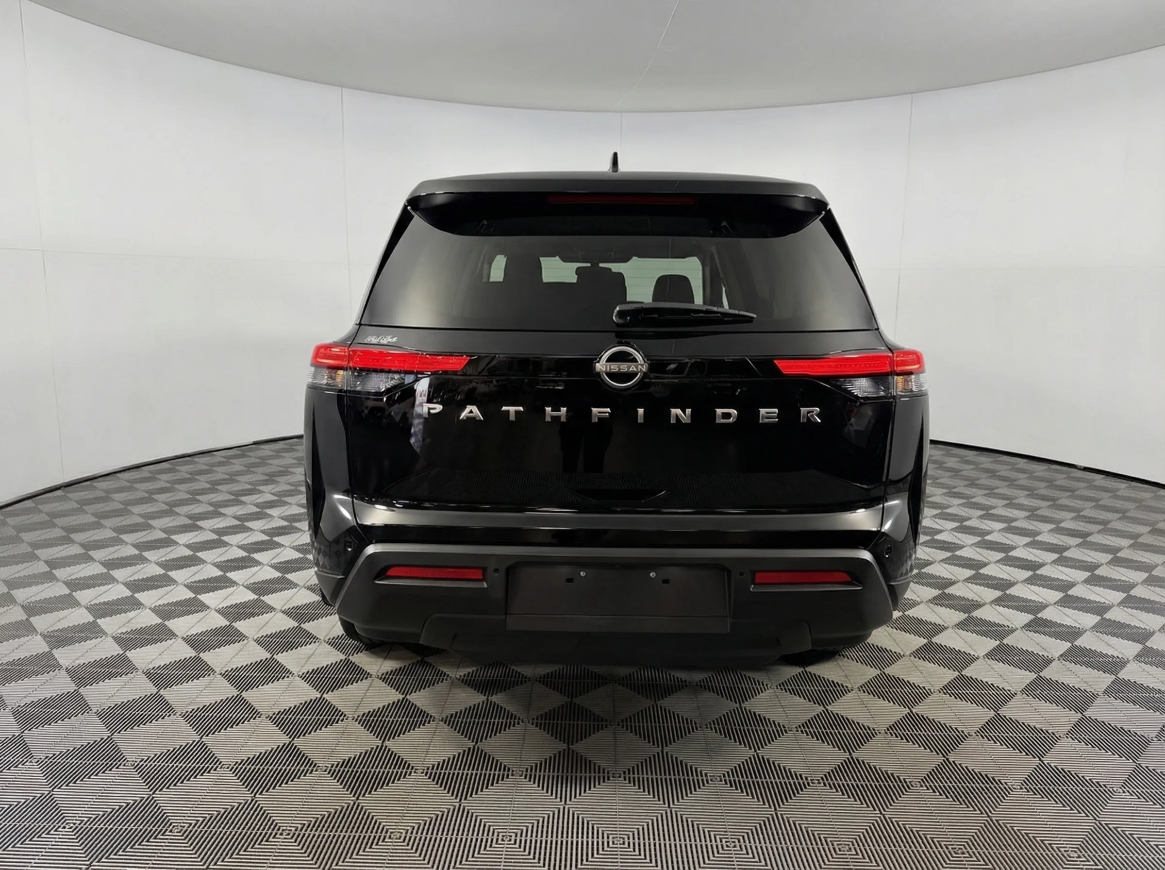 2024 Nissan Pathfinder S — thumbnail 2