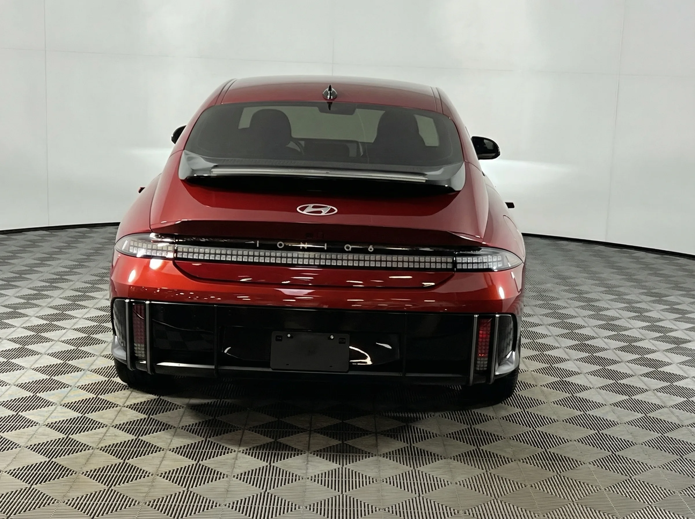 2024 Hyundai IONIQ 6 SE — thumbnail 3