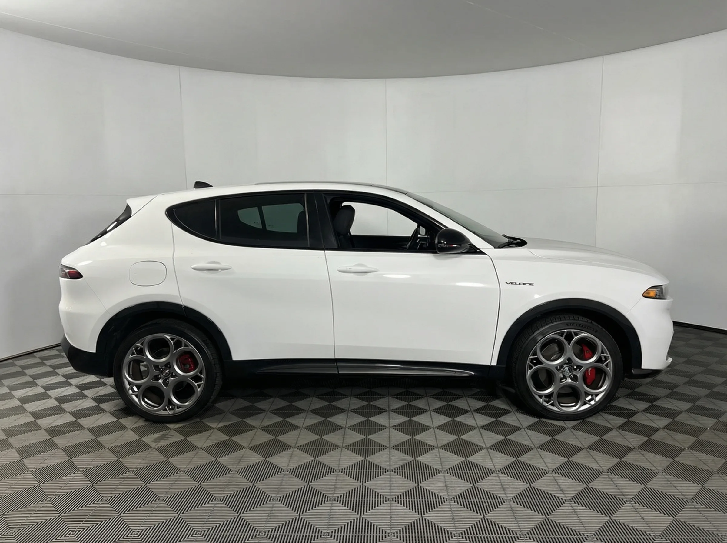 2024 Alfa Romeo Tonale Veloce — thumbnail 3