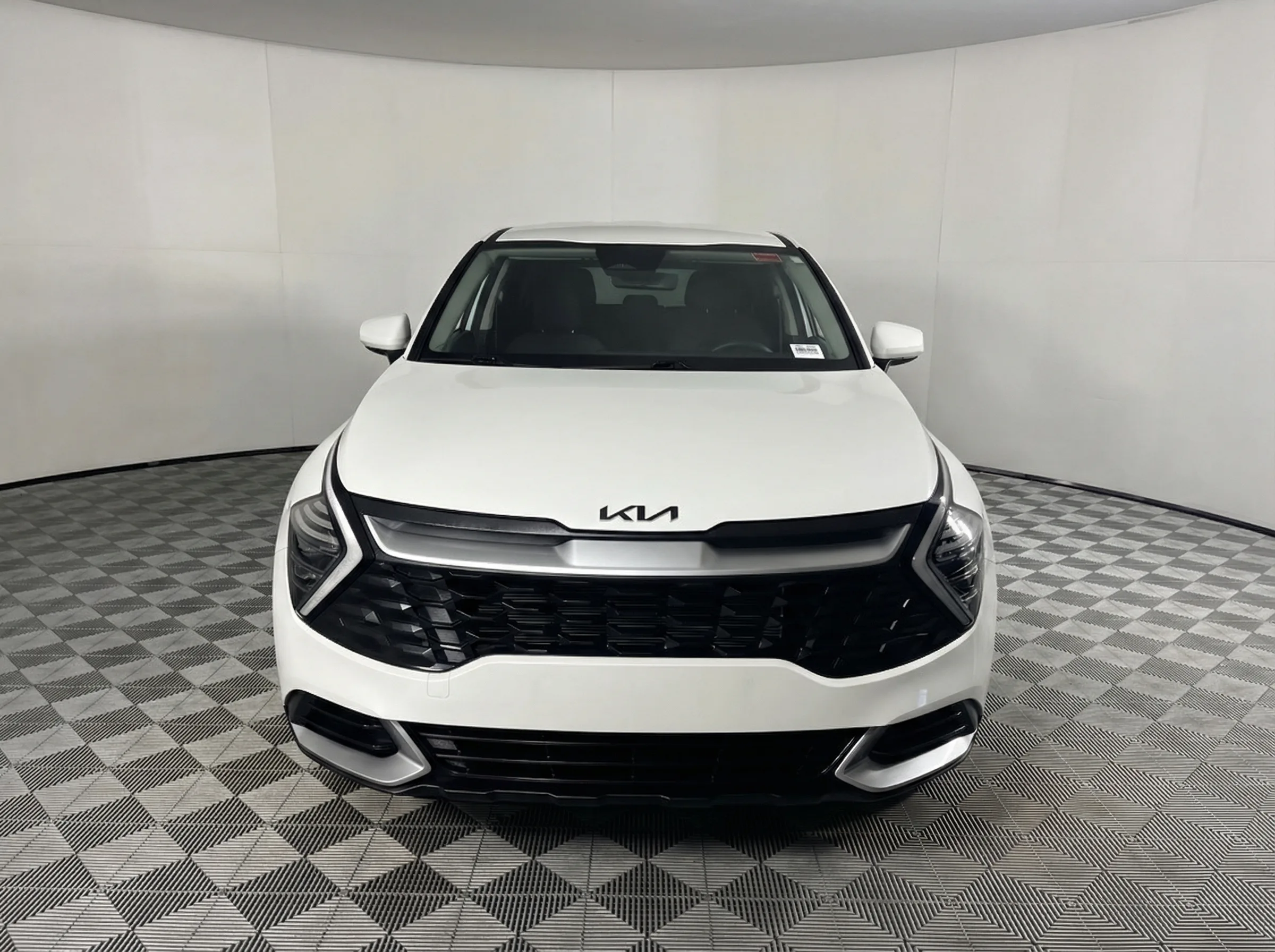 2024 Kia Sportage LX — thumbnail 3