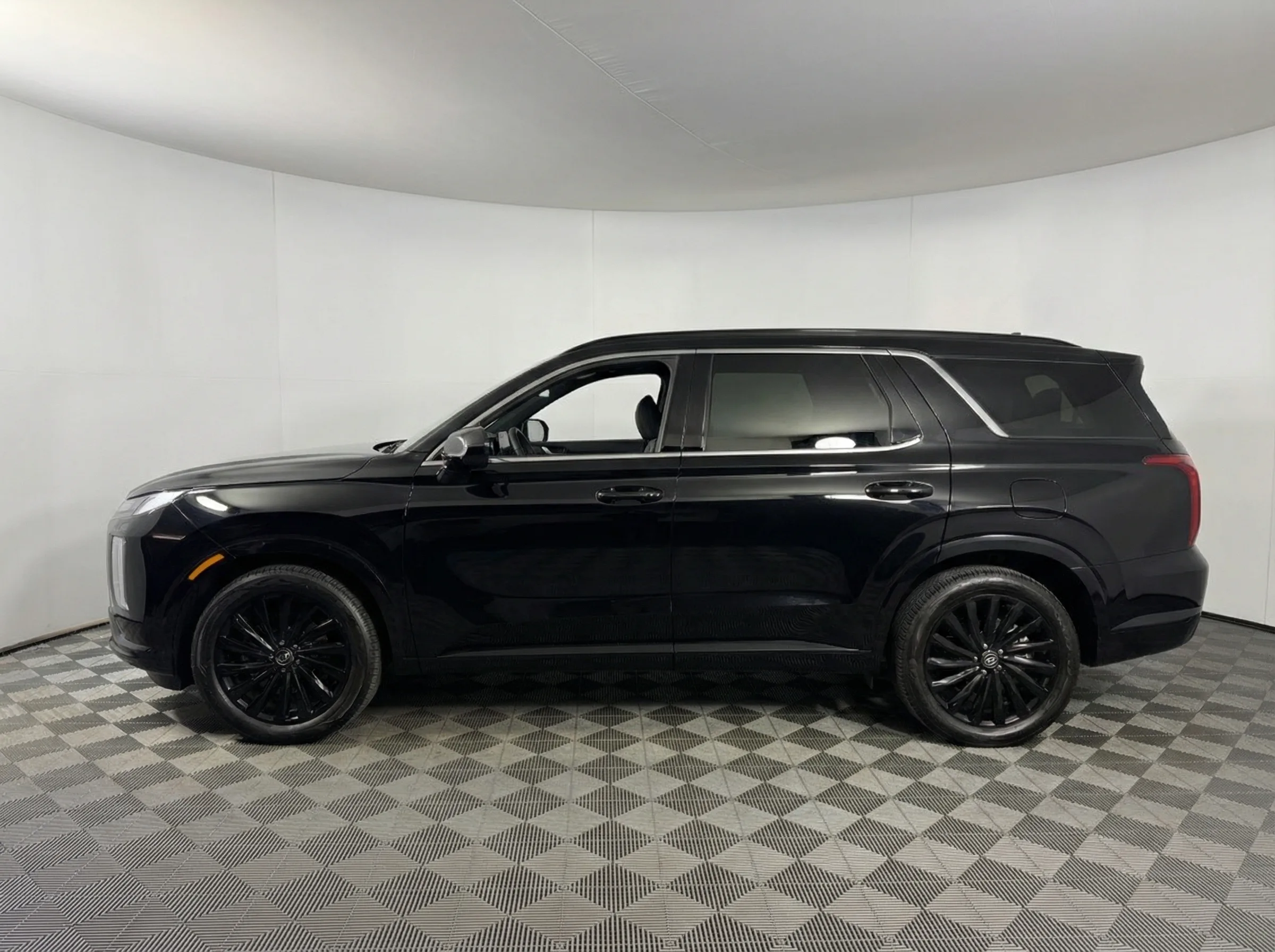 2025 Hyundai Palisade Calligraphy Night Edition — thumbnail 3