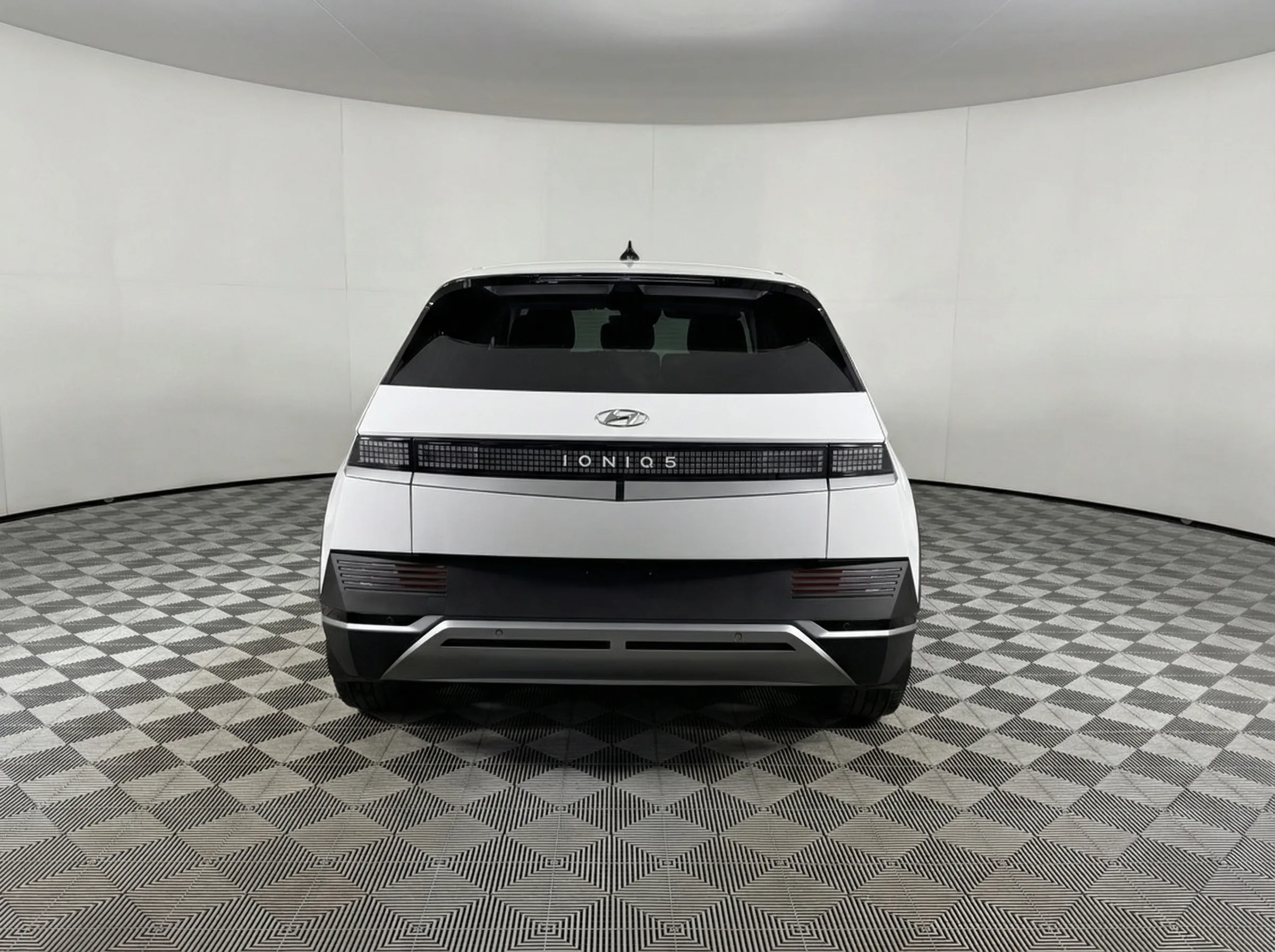 2024 Hyundai IONIQ 5 SEL — thumbnail 4
