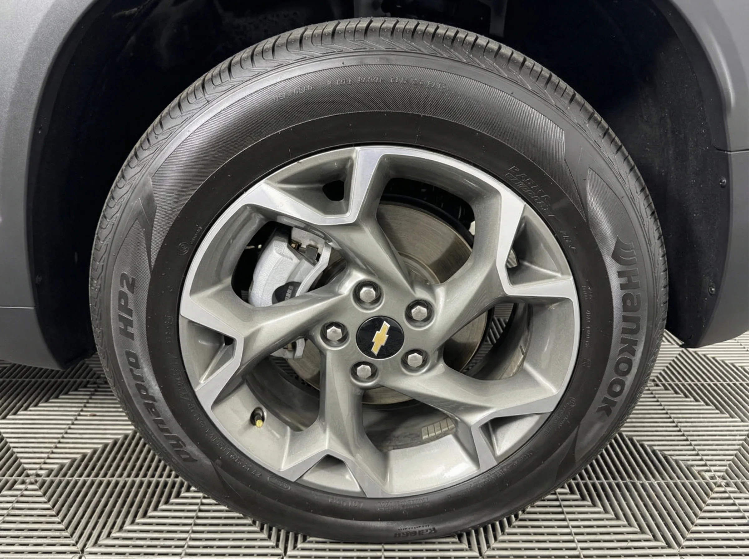 2025 Chevrolet Trax LT — thumbnail 5