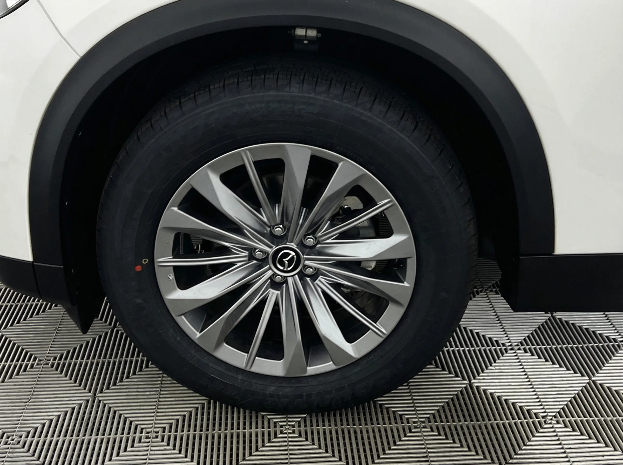 2024 Mazda CX-90 3.3 Turbo Preferred Plus — thumbnail 5