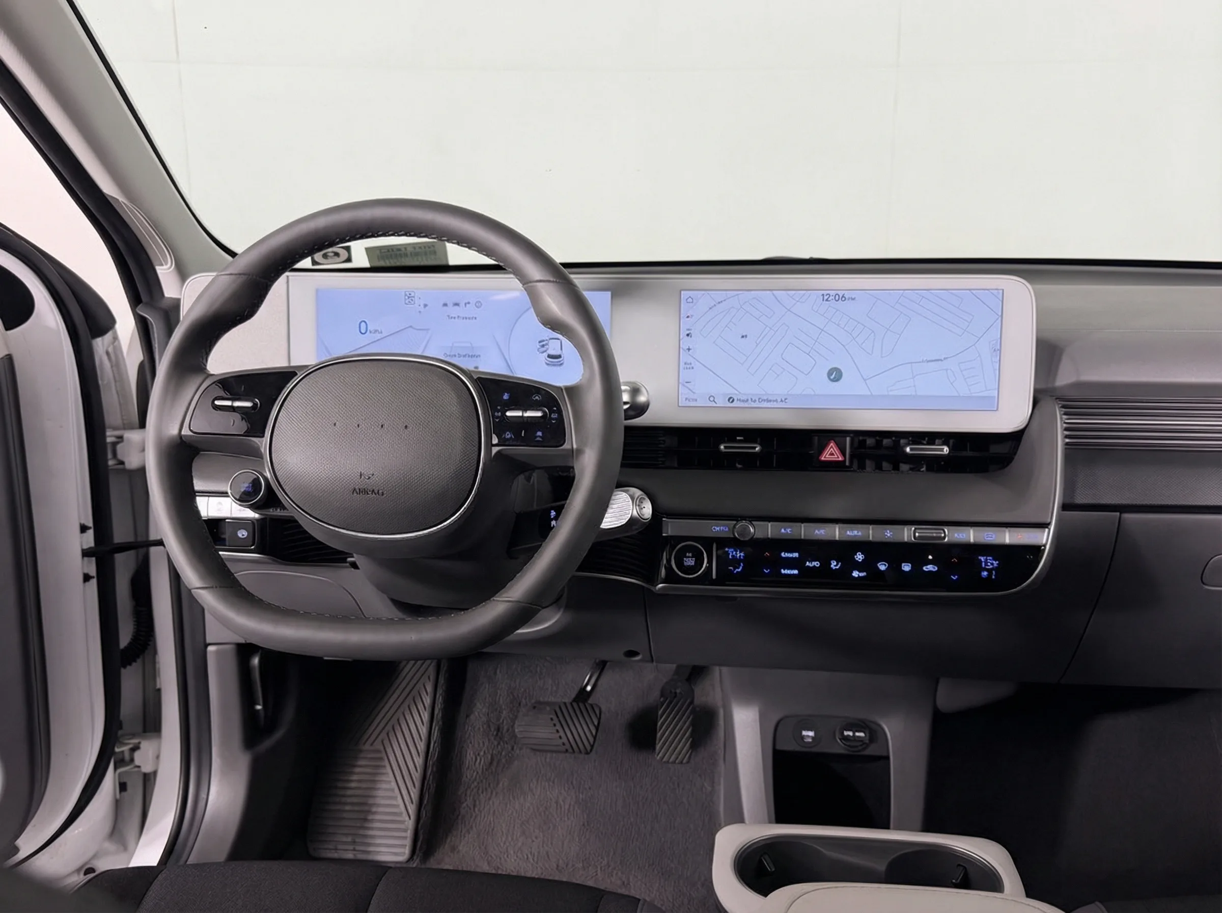 2024 Hyundai IONIQ 5 SEL — thumbnail 5