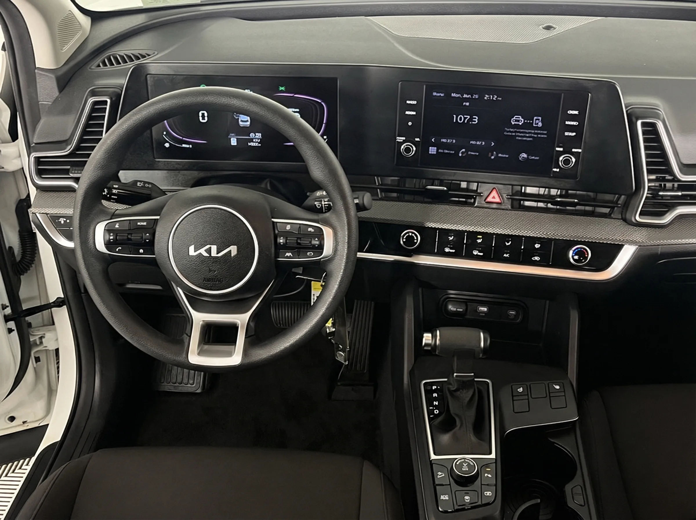 2024 Kia Sportage LX — thumbnail 6