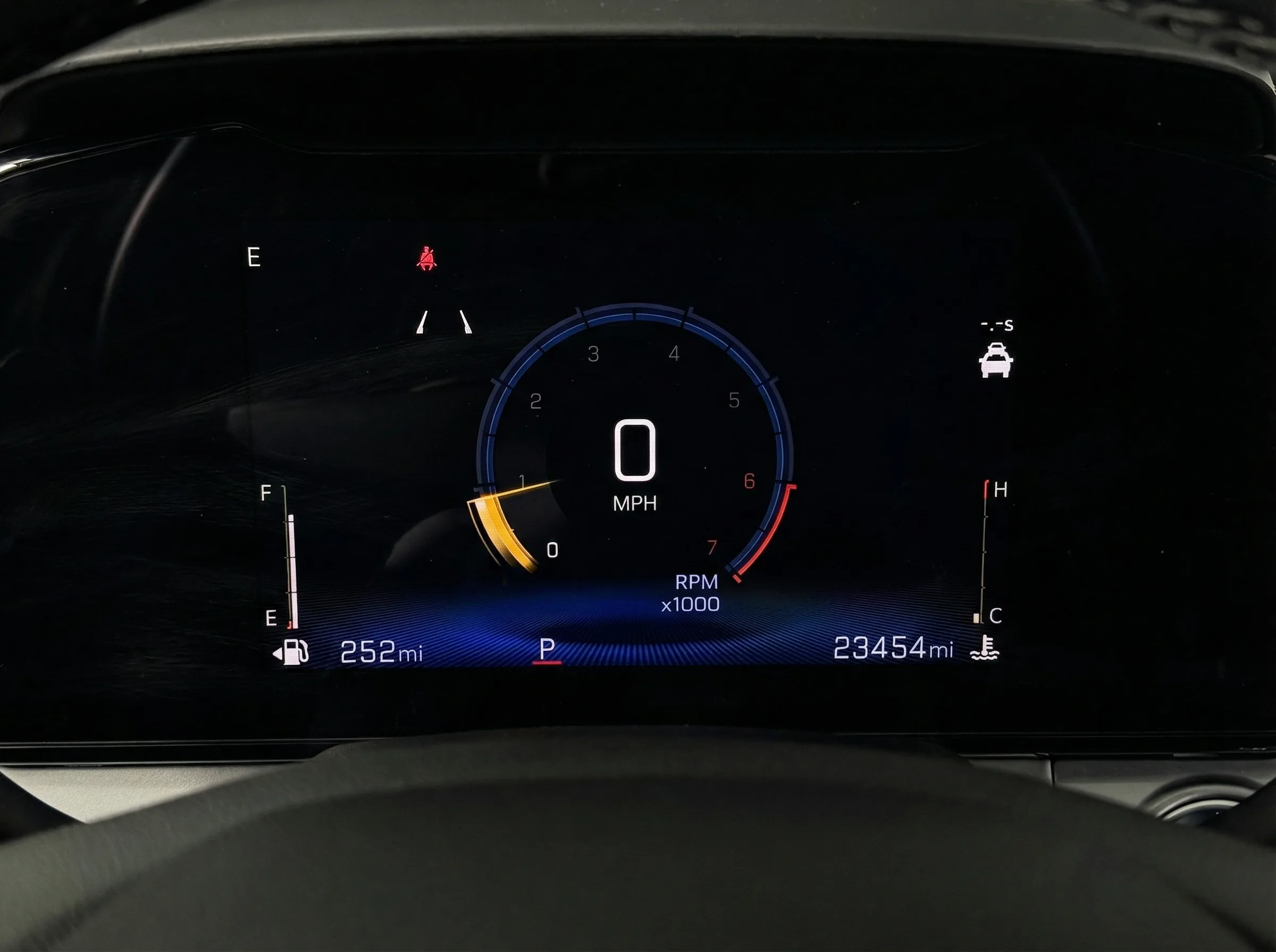 2025 Chevrolet Trax LT — thumbnail 7
