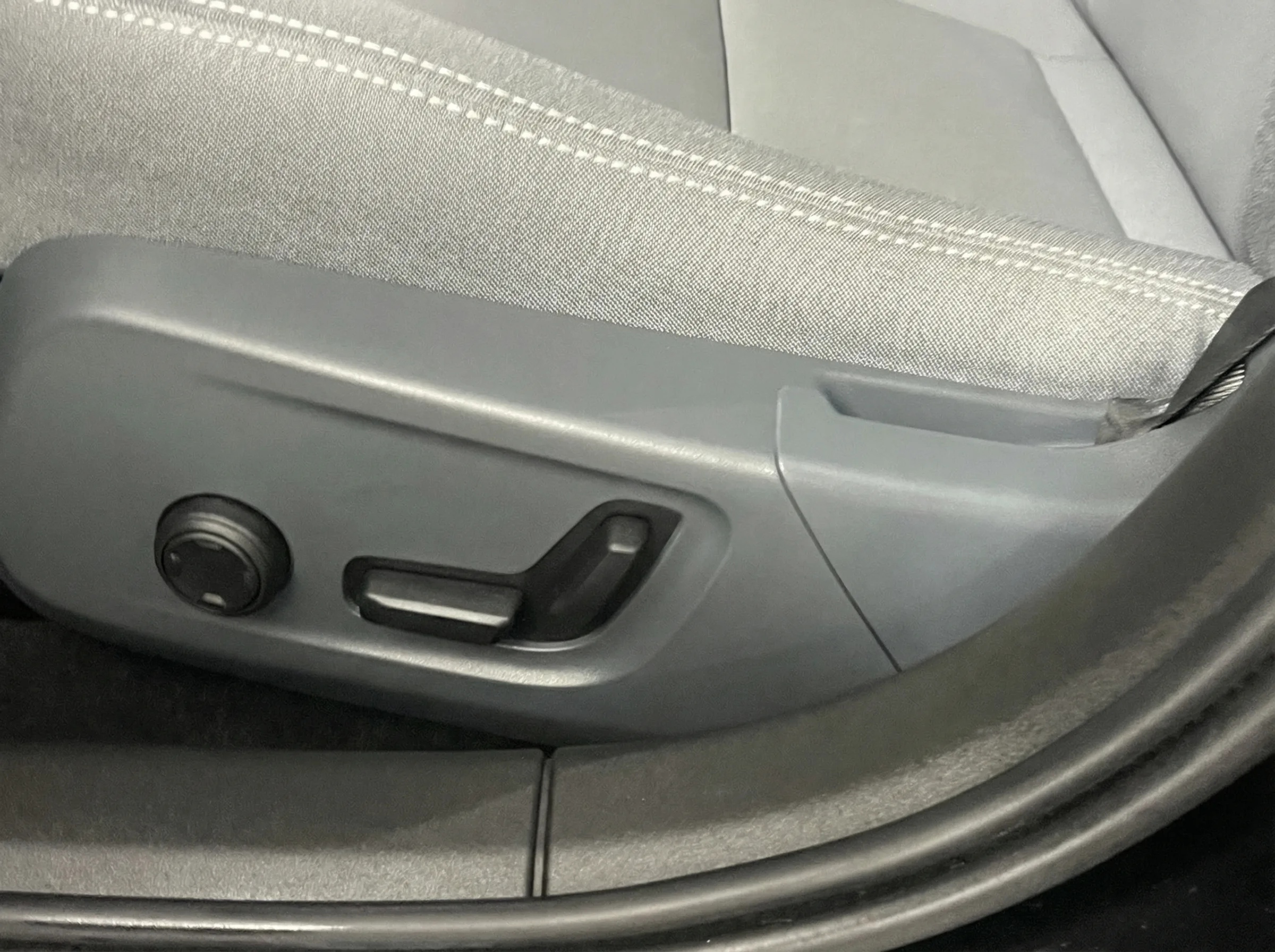 2023 Polestar 2 Long Range Single Motor — thumbnail 7