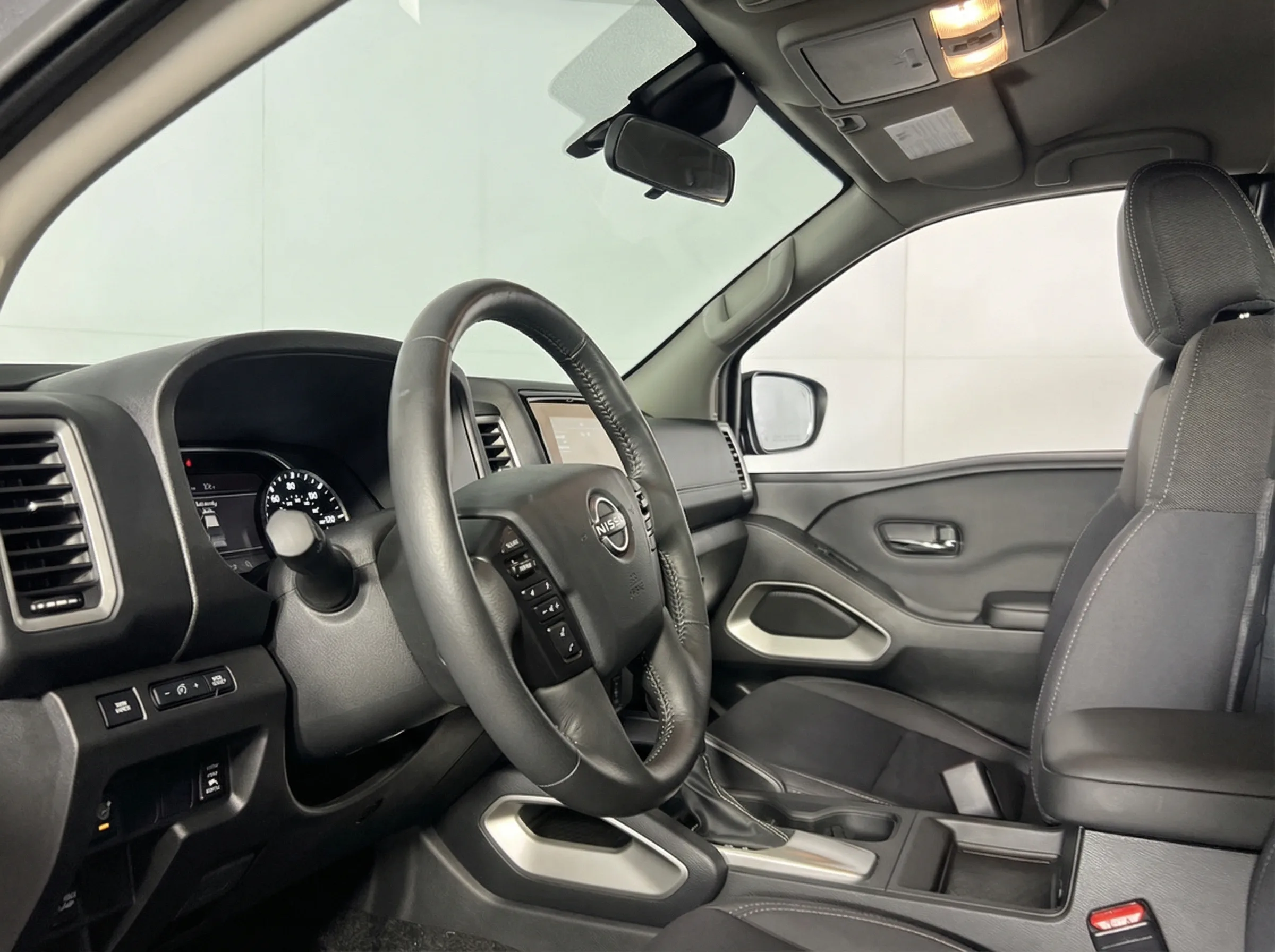 2024 Nissan Frontier SV — thumbnail 9