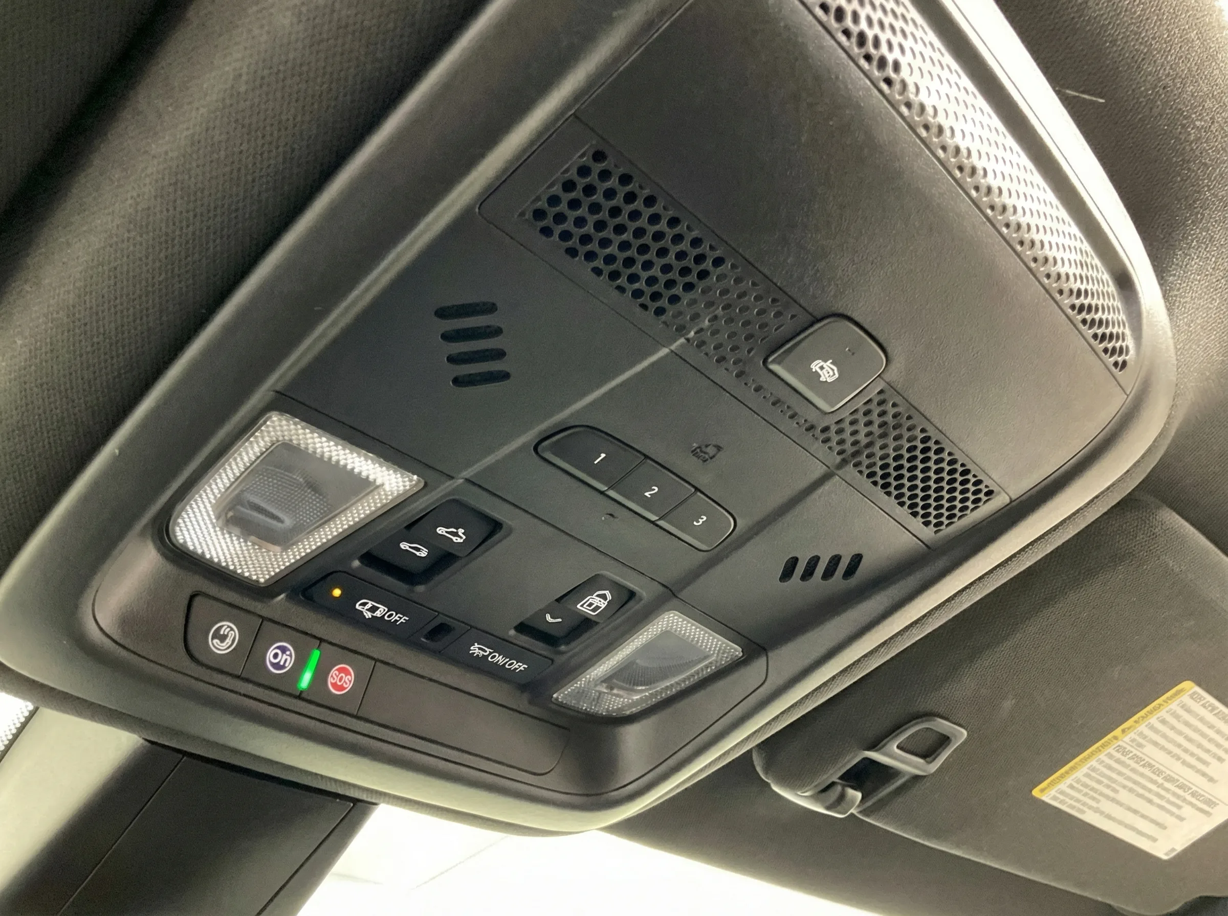 2024 Cadillac XT6 Premium Luxury — thumbnail 9